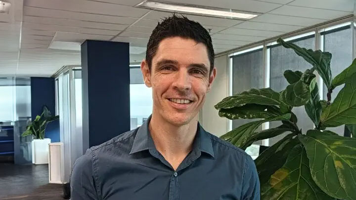 Headshot of Anthony Plumb